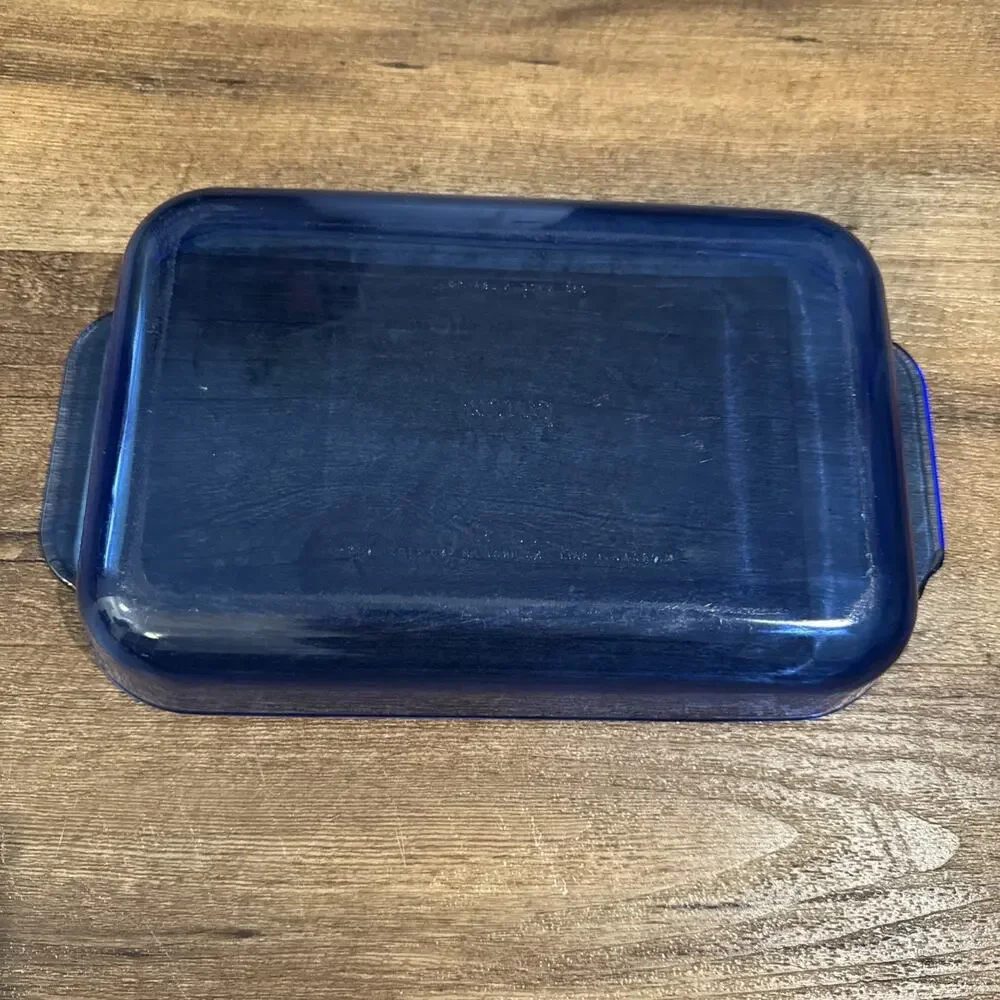 PYREX #232 Cobalt Blue Casserole Baking Dish 2 .2 QT 11